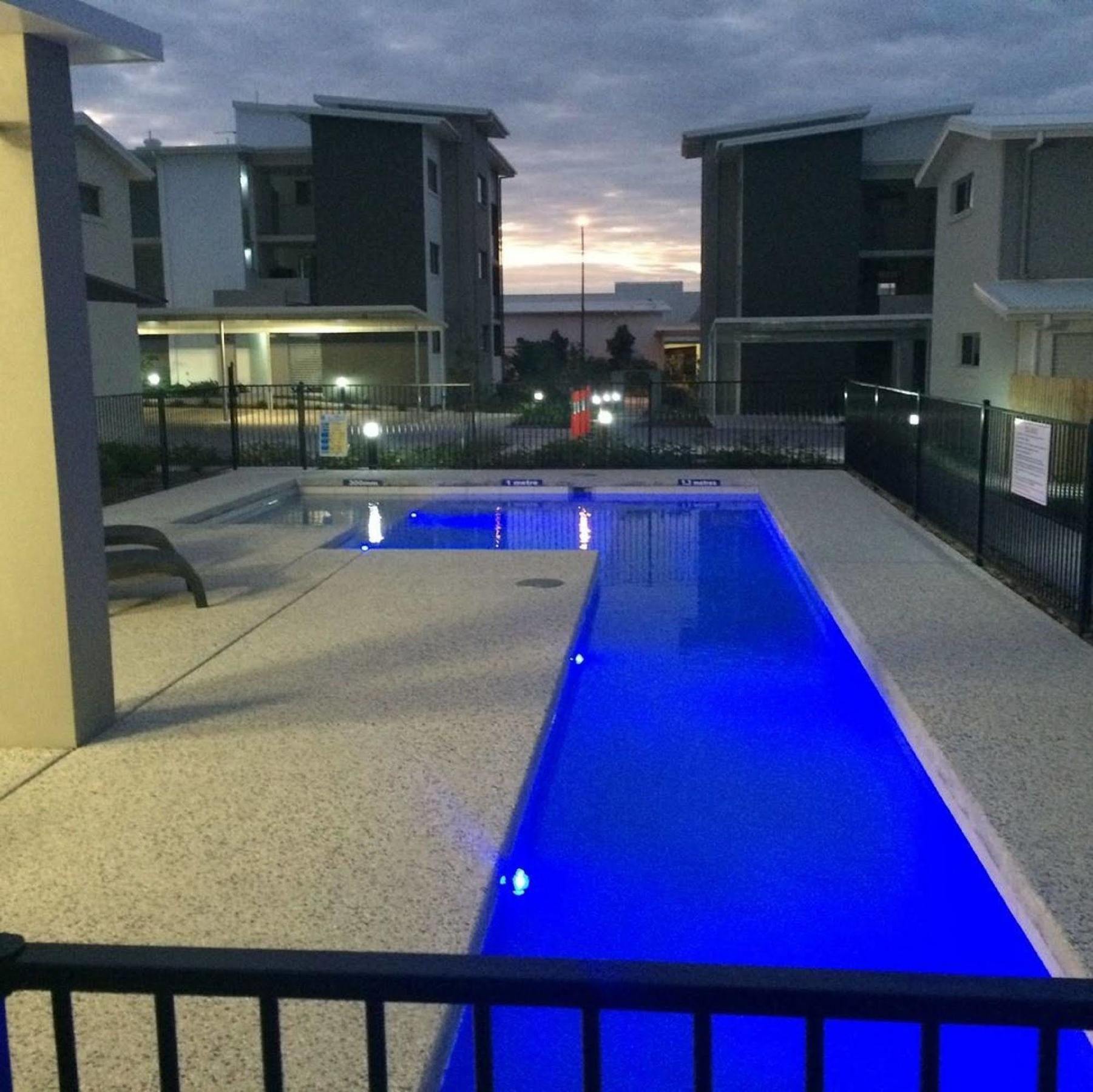 Direct Collective - Breeze On Brightwater Aparthotel Mooloolaba Esterno foto